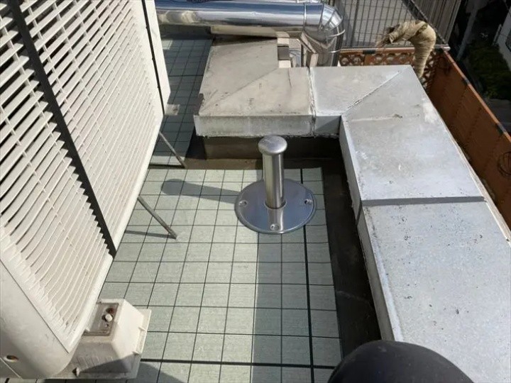 通気緩衝工法の要、脱気筒の設置