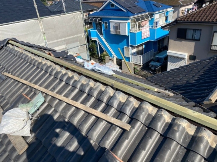 棟下地の整形作業
