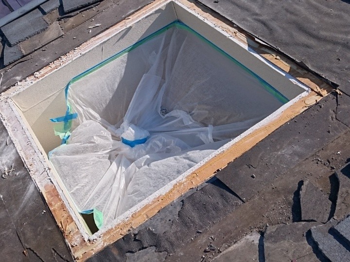 天窓の撤去作業