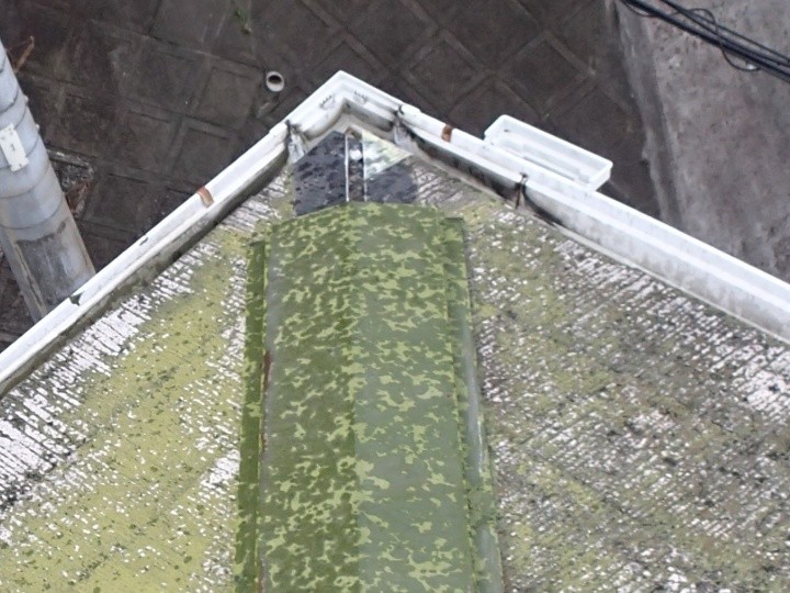 棟板金の浮きと飛散