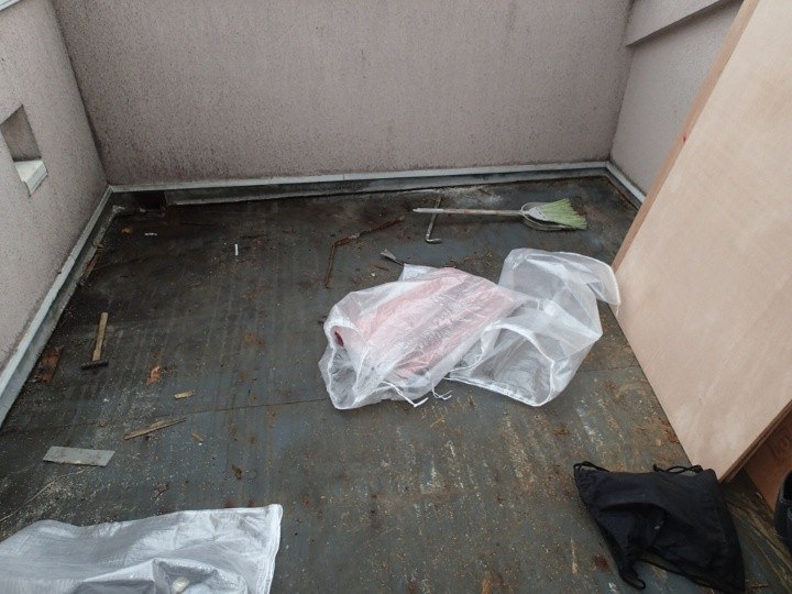 既存FRP防水の撤去