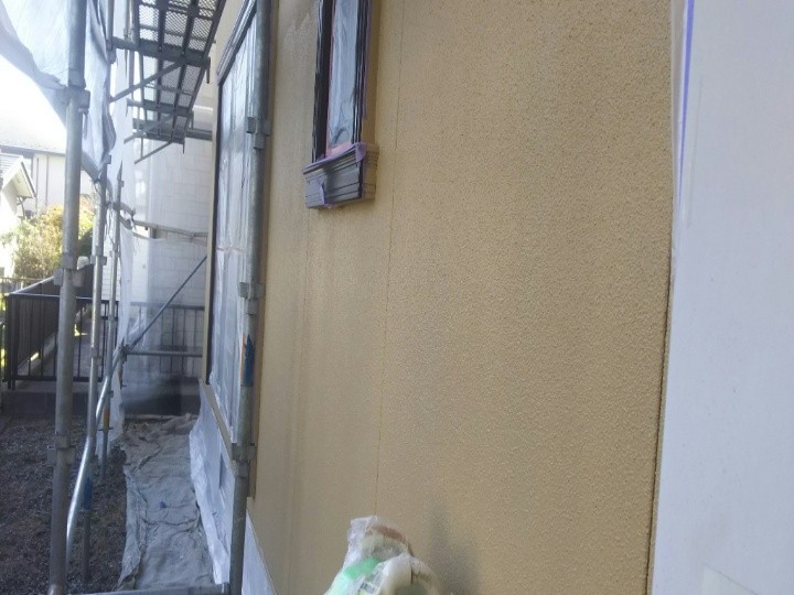 ナノコンポジットWを用いた中塗り上塗り作業（一層・二層）