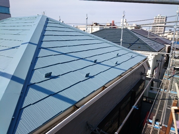 中塗り上塗り作業（サーモアイ４F）