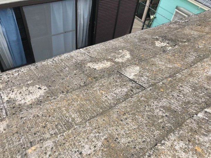 局所的な塗膜の剥がれ