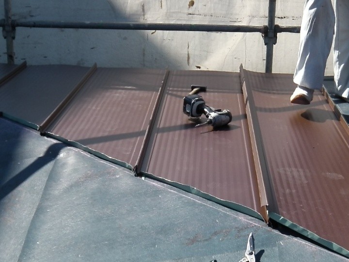 ルーフィングの敷設