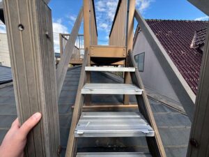 テラスに行ってみます