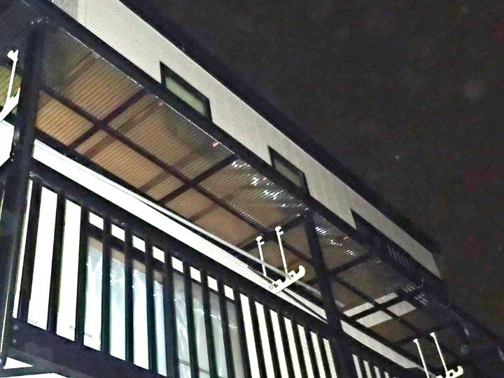 夜間に確認した破損状況