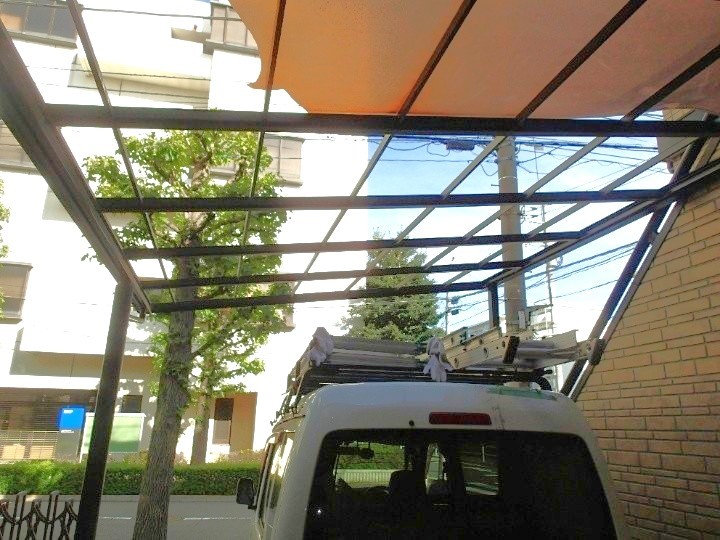 カーポート屋根の飛散状況