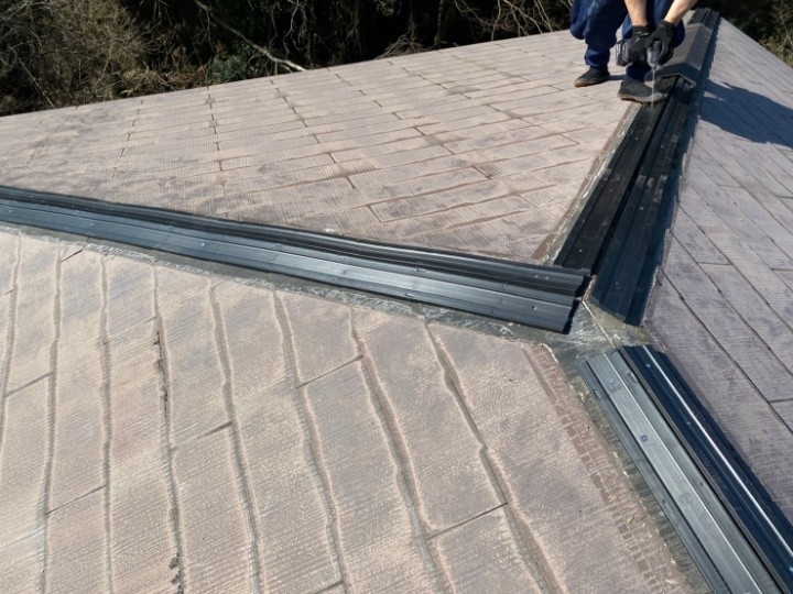 下地となる貫板の取り付け