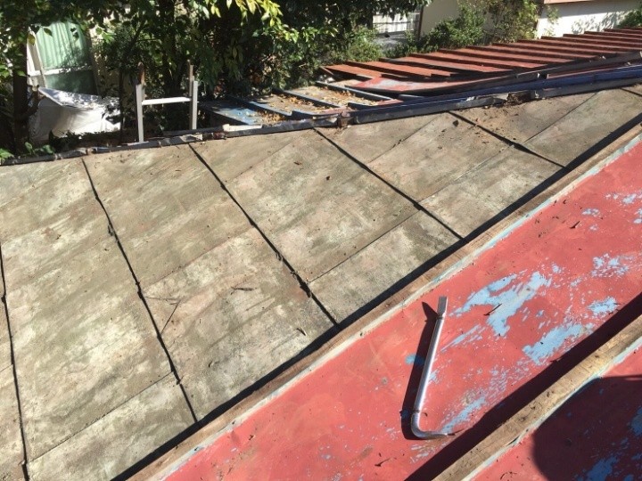 既存屋根材の撤去