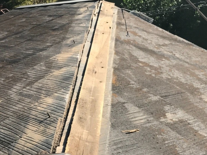 下地（貫板）の撤去と新設