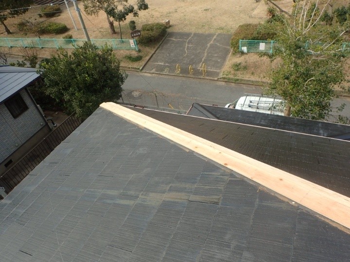 新しい貫板の設置