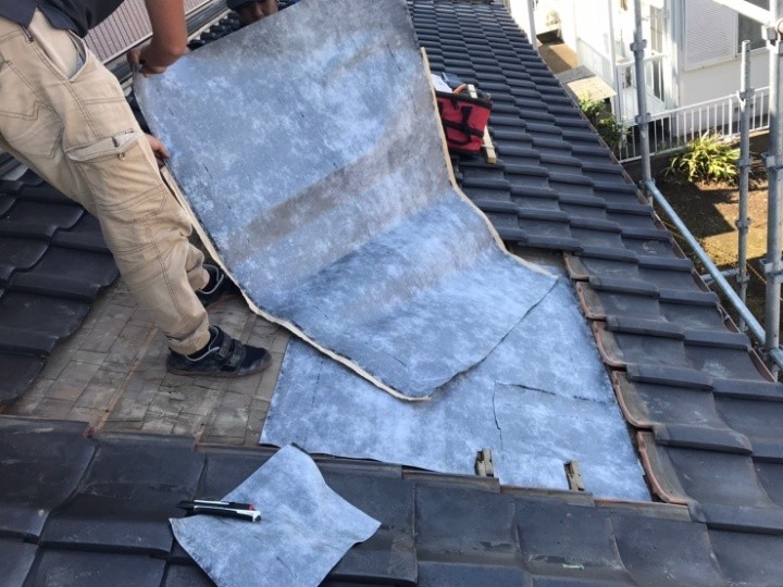 防水紙（ルーフィング）の敷設