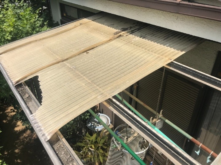 割れが発生した波板の確認