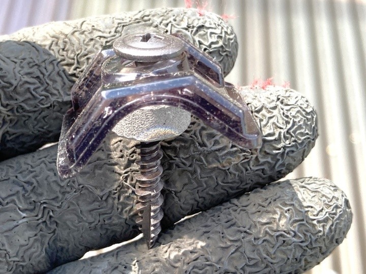 使用する波板ビスの準備