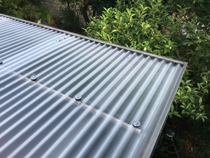 フックで固定した箇所の仕上がりを確認