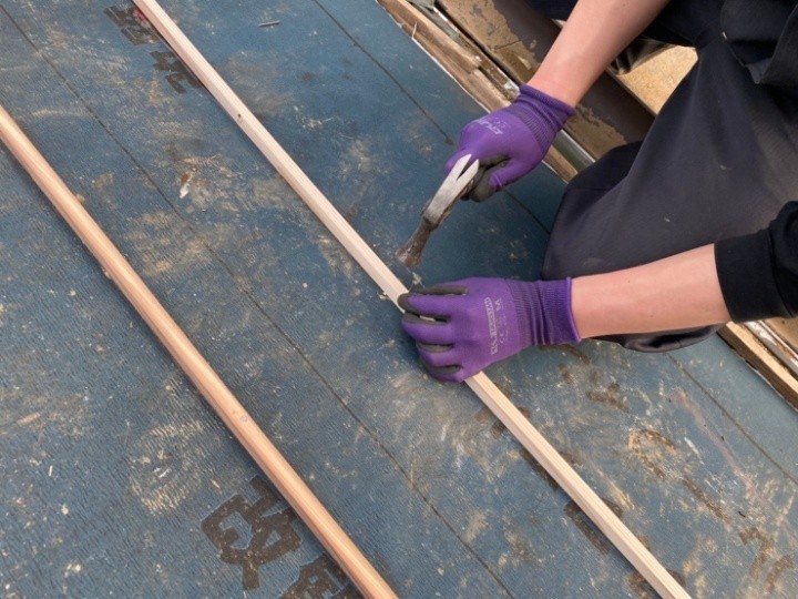 瓦桟木の取り付け