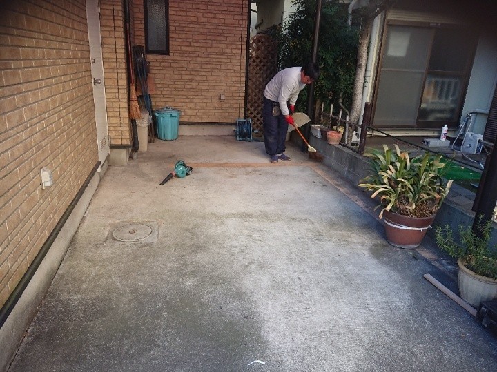 仕上げと清掃作業