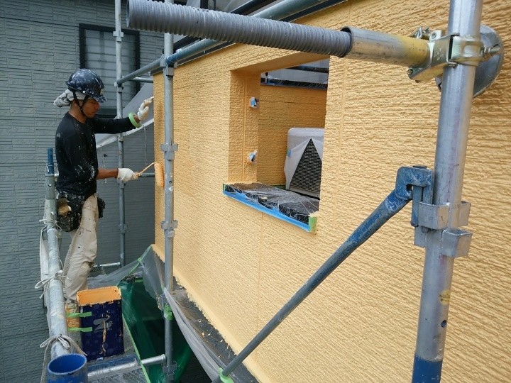 外壁のエラストコート仕上げ