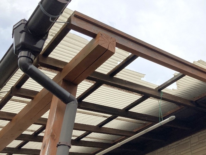 下から見た破損範囲の確認