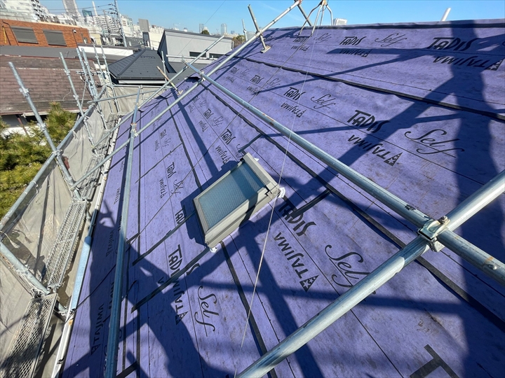 防水紙施工です