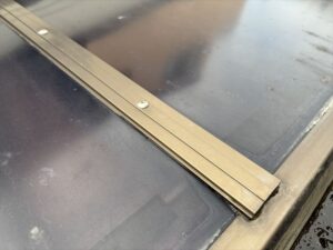 パネルの固定方法を確認