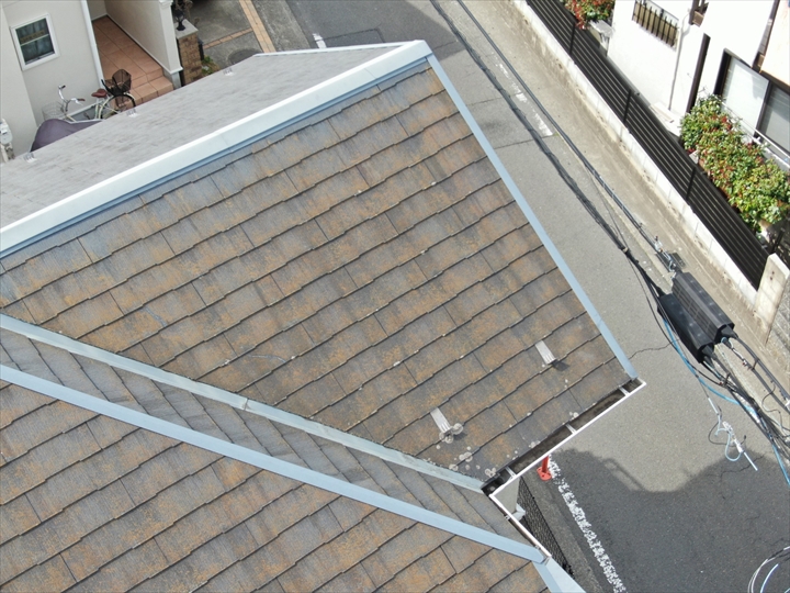 谷まわりは雨漏りしやすい部分です