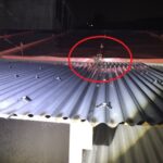 軒先唐草に穴が開いておりました