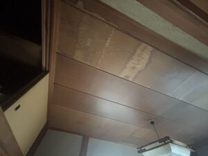 天井雨漏り