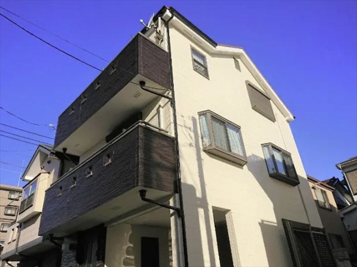 塗装後の建物外観