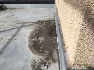 立ち上がりと外壁の取り合い
