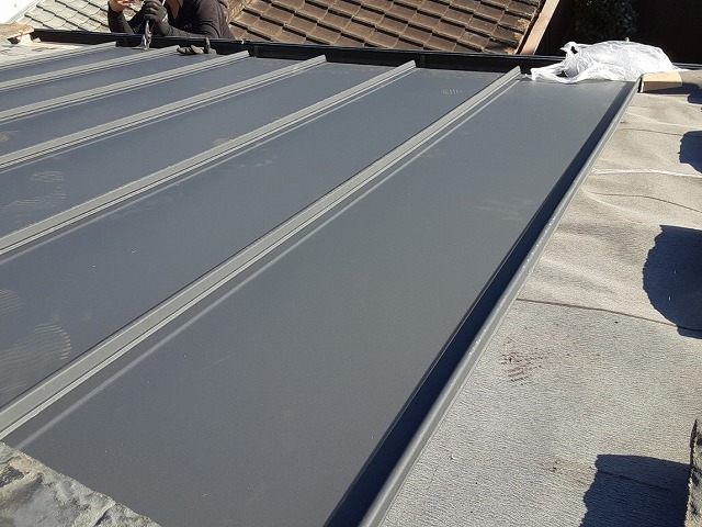 デコルーフ施工