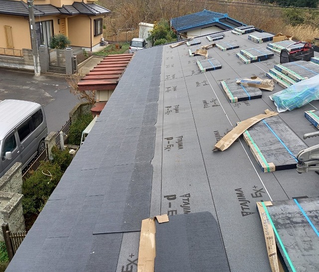 コロニアル打ち付け