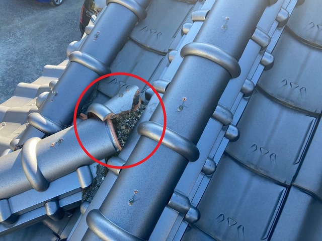 屋根しっくい隅棟兼ね合い箇所