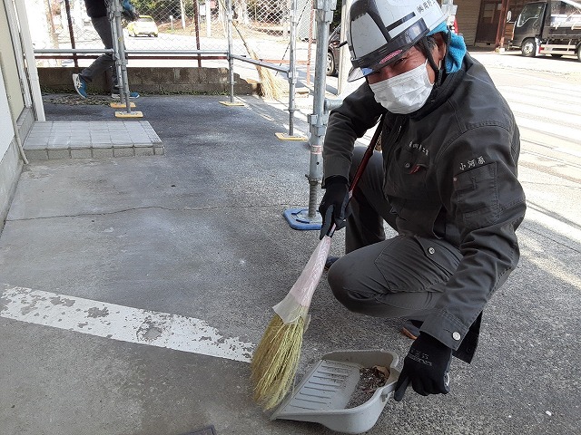 ファインスケア雨樋工事 徹底した清掃