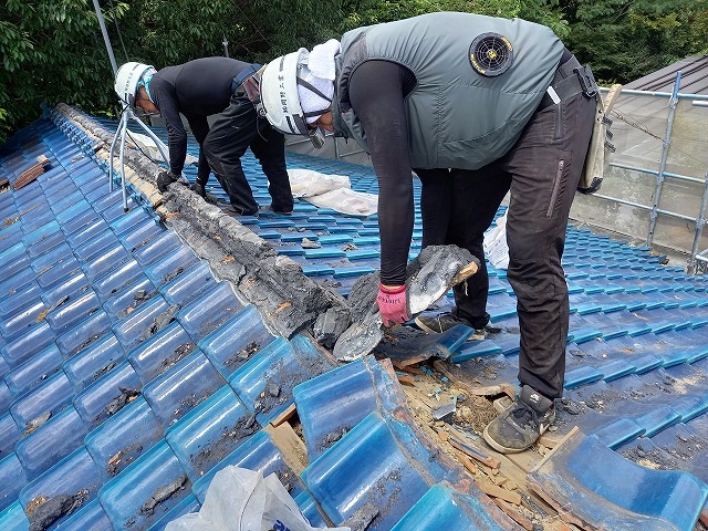 屋根葺き替え工事