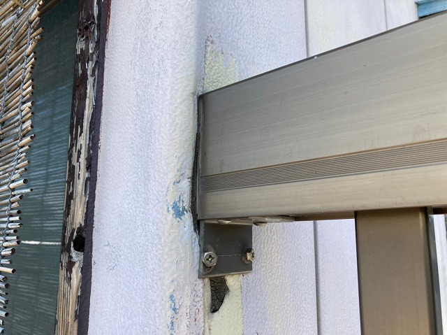 シーリングの風化　経年劣化