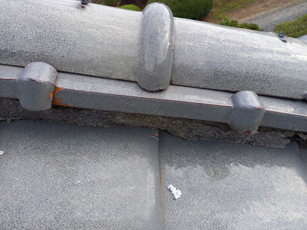 玄関屋根の漆喰裏側の画像