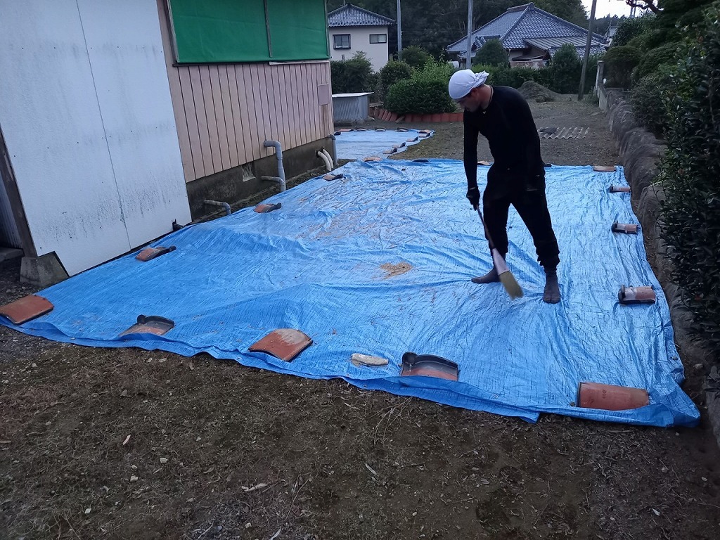 現場の掃き掃除