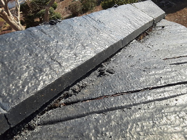 サラサラになって崩れてしまった漆喰