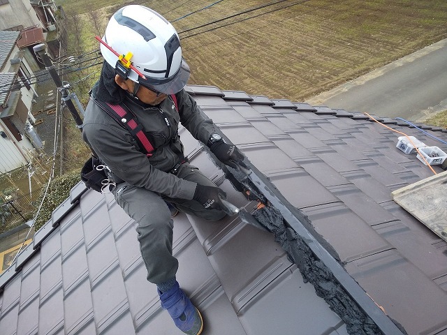 洋瓦へのカバー工事 なんばんの仮置き