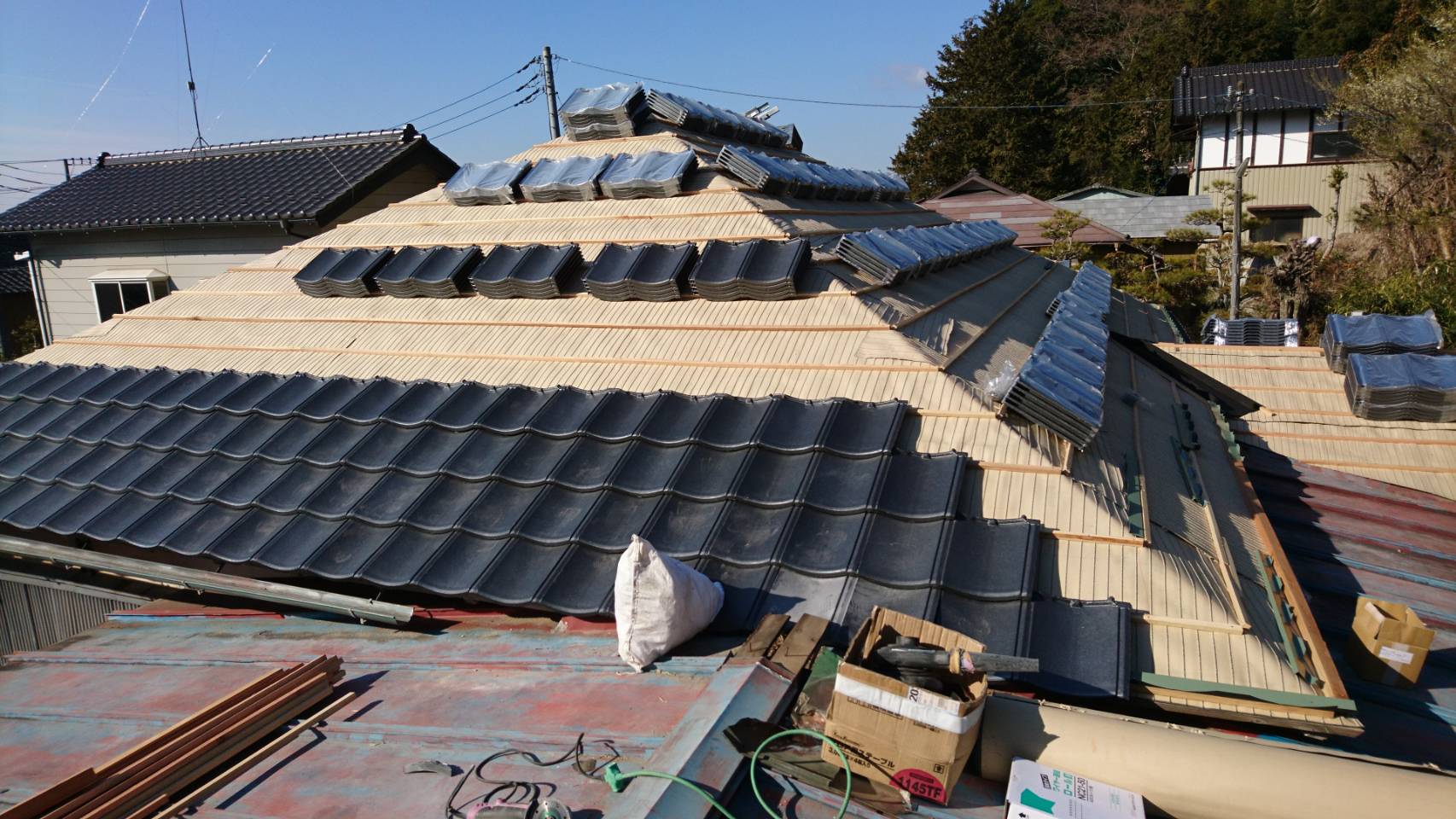 瓦葺き替え工事