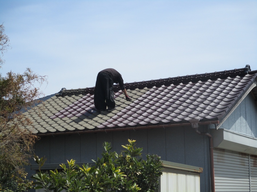 セメント瓦塗装