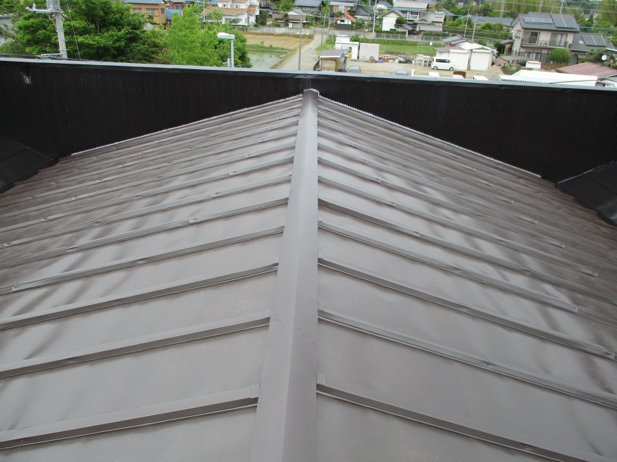 パナペット裏塗装