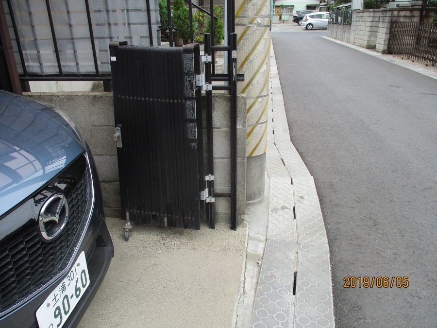 伸縮門扉交換工事