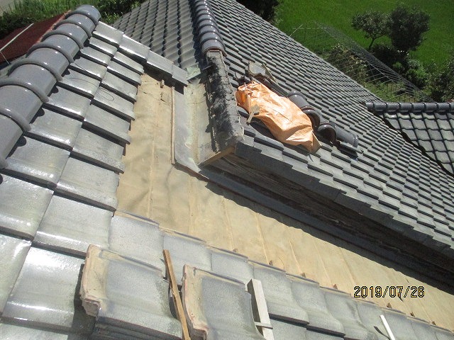 瓦葺き替え工事