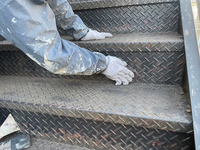 表面のサビ落とし