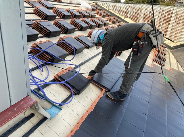 瓦葺き　瓦屋根工事