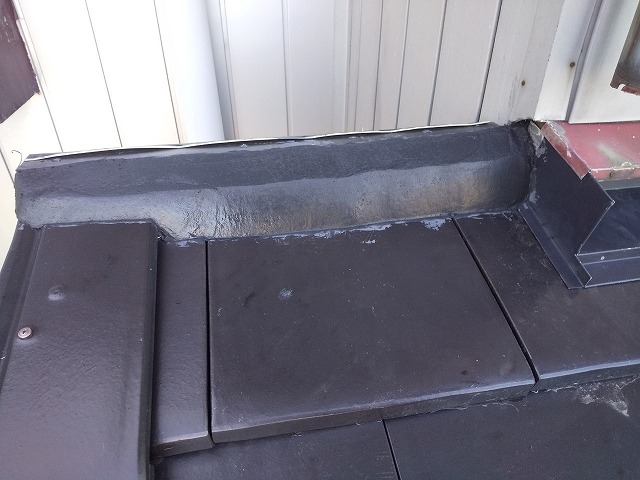 なんばん撫で　瓦屋根工事