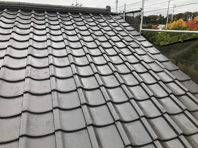 セメント瓦屋根の塗装工事